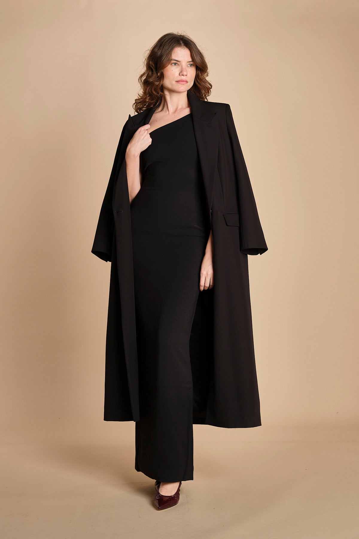 maxidress monospalla con manica a campana ALINA BLACK solace 