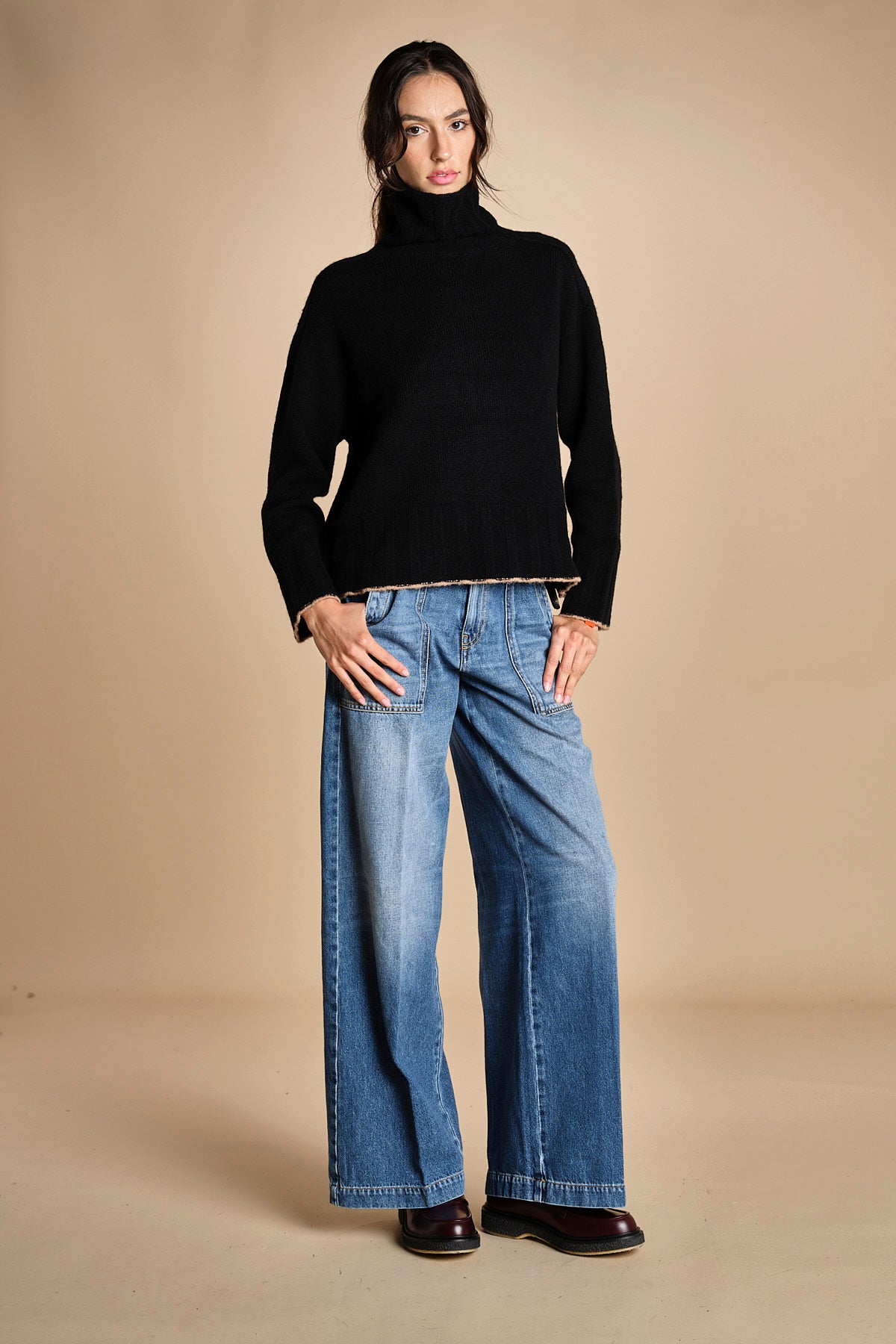 maglia dolcevita over SAMANTHA NERO CAMMELLO tenne' 