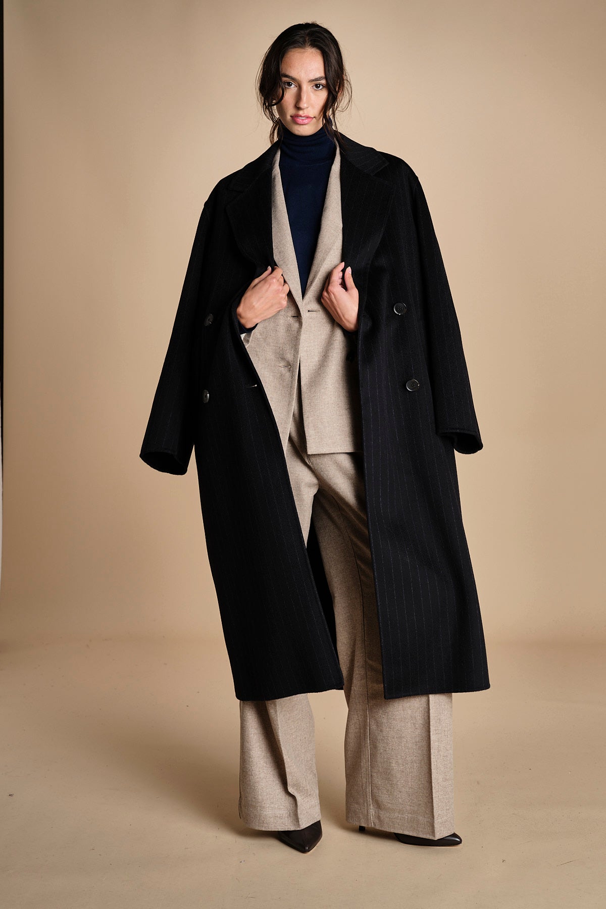 pantalone con pinces NANCY BEIGE true avenue 