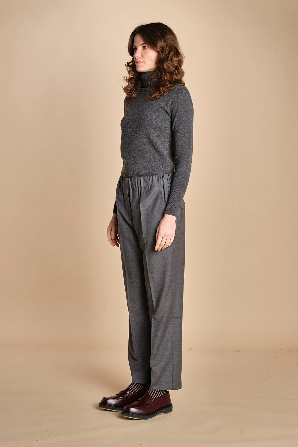 pantalone stretto con elastico HATELEY 2525136022600 003 weekend maxmara 