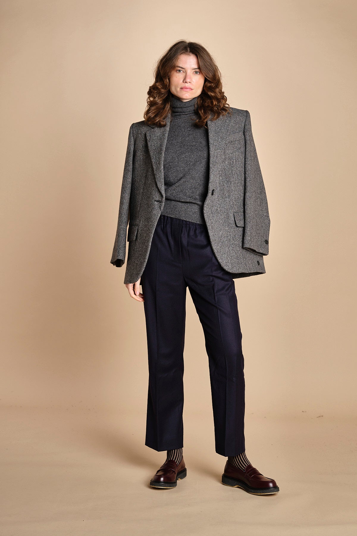 pantalone stretto con elastico HATELEY 2525136022600 028 weekend maxmara 