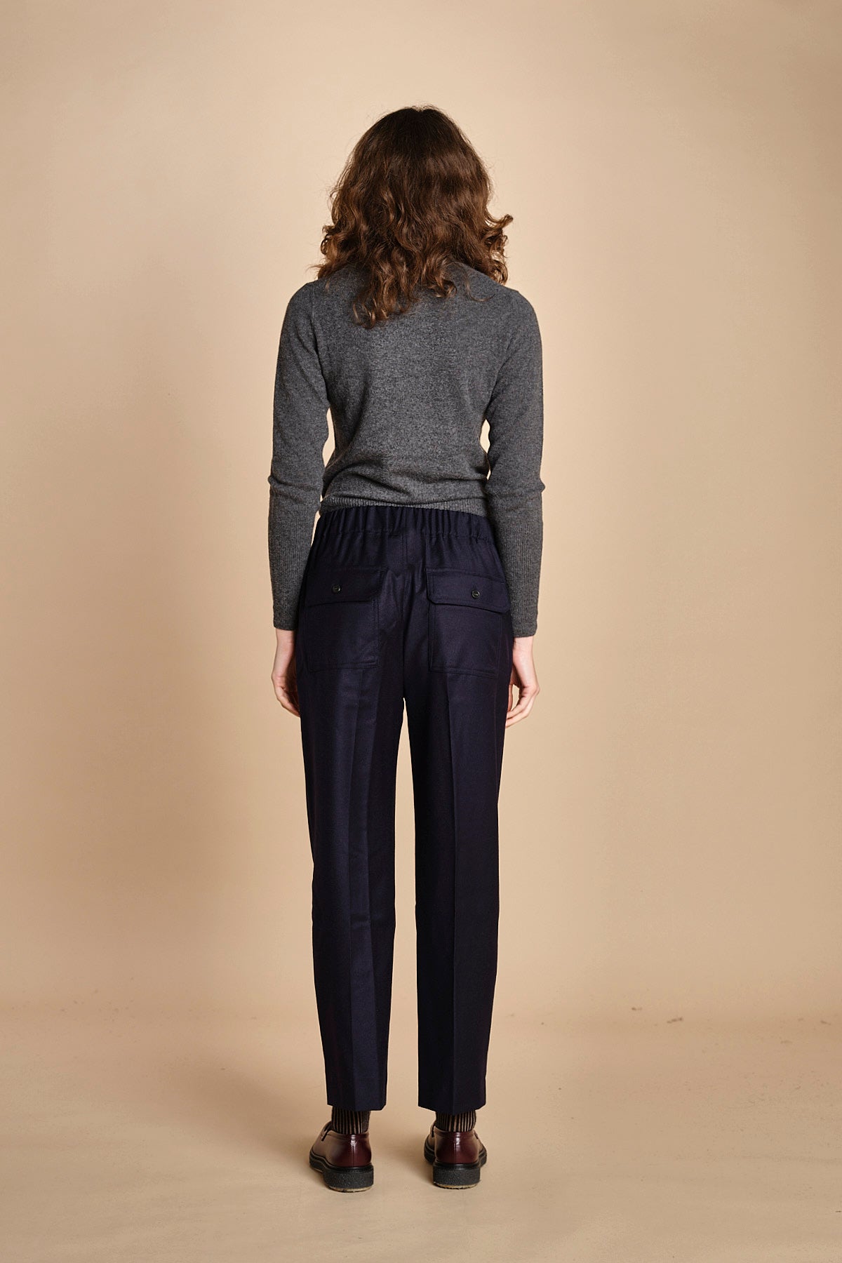pantalone stretto con elastico HATELEY 2525136022600 028 weekend maxmara 