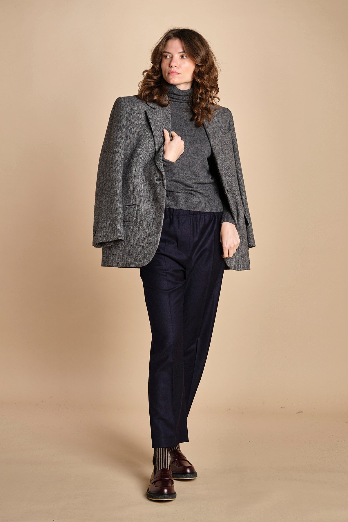 pantalone stretto con elastico HATELEY 2525136022600 028 weekend maxmara 