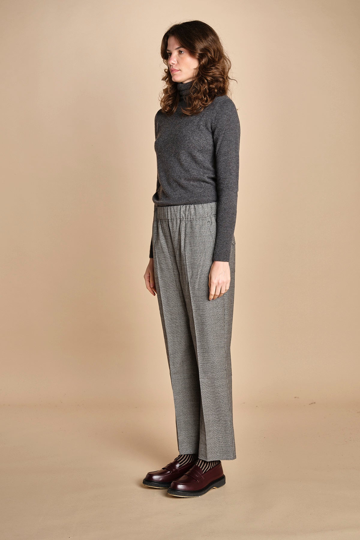 pantalone stretto con elastico HATELEY 2525136022600 045 weekend maxmara 