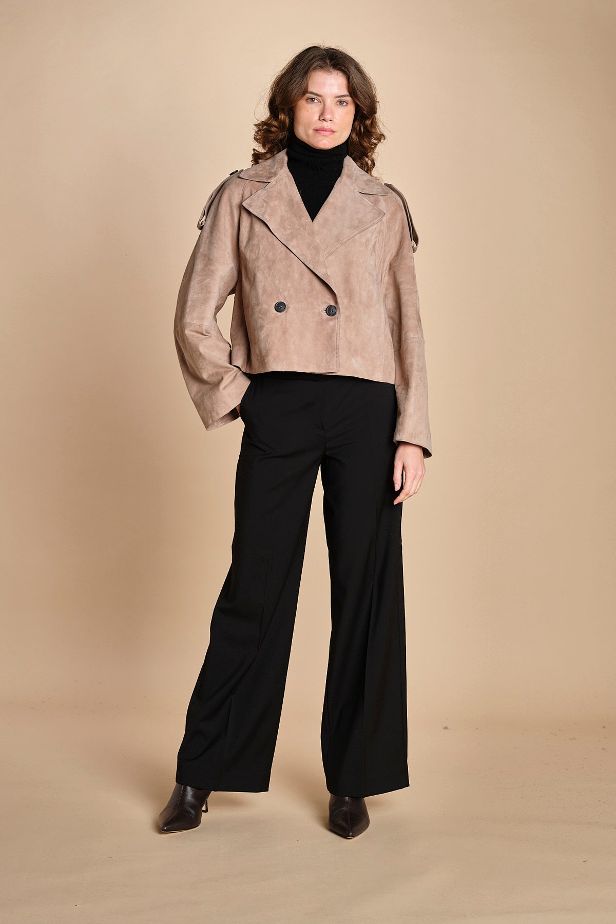 peacoat camoscio MAGA 2525446061600 001 weekend maxmara 