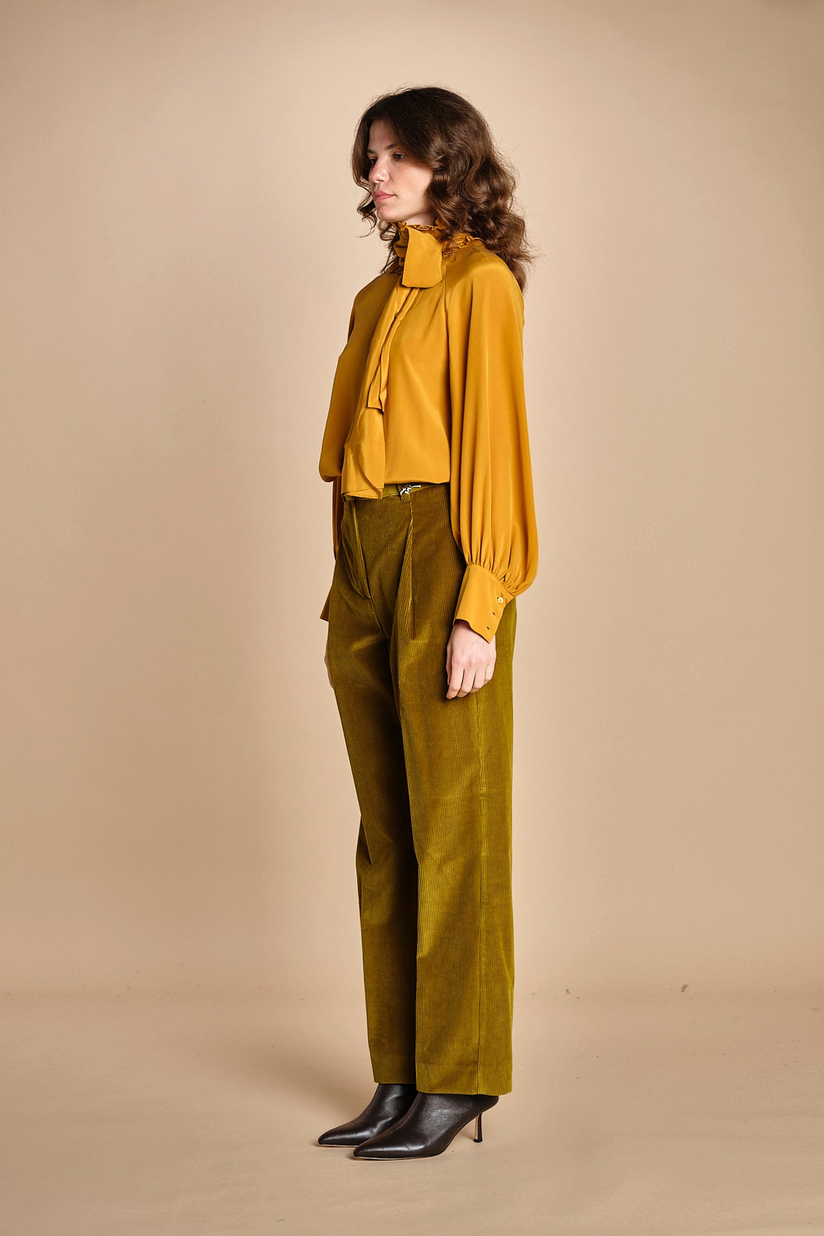 pantaloni in velluto con pinces ORDINE 2525136036600 024 weekend maxmara 
