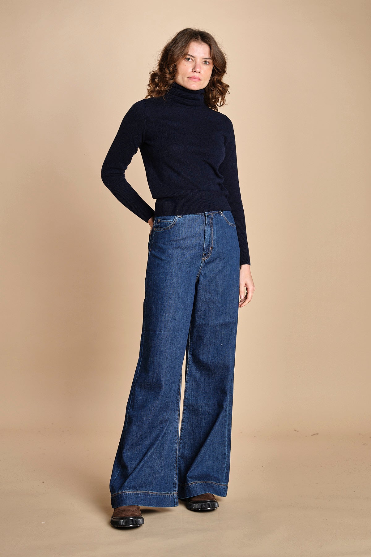 denim over VEGA 2525186061600 001 weekend maxmara 
