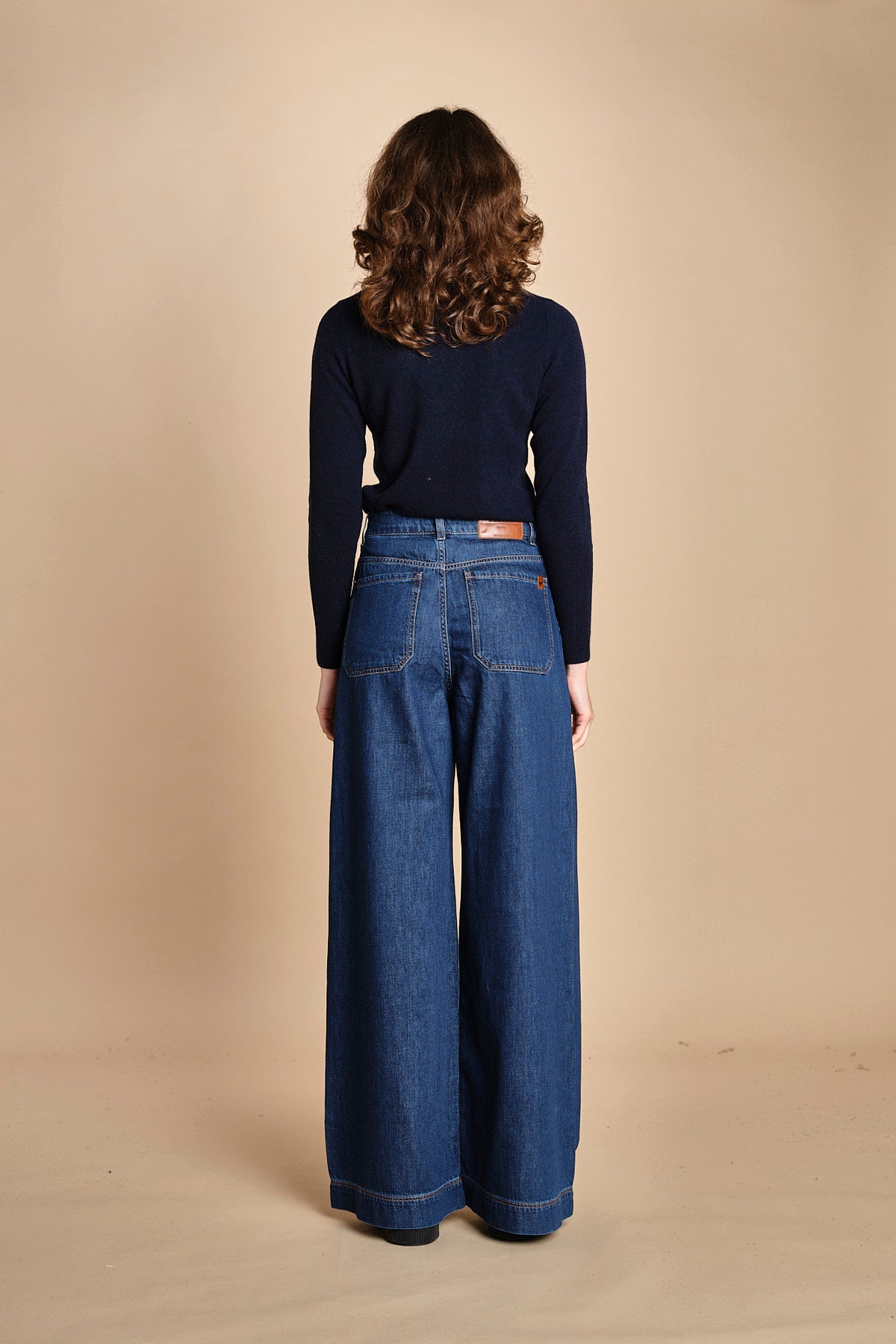denim over VEGA 2525186061600 001 weekend maxmara 