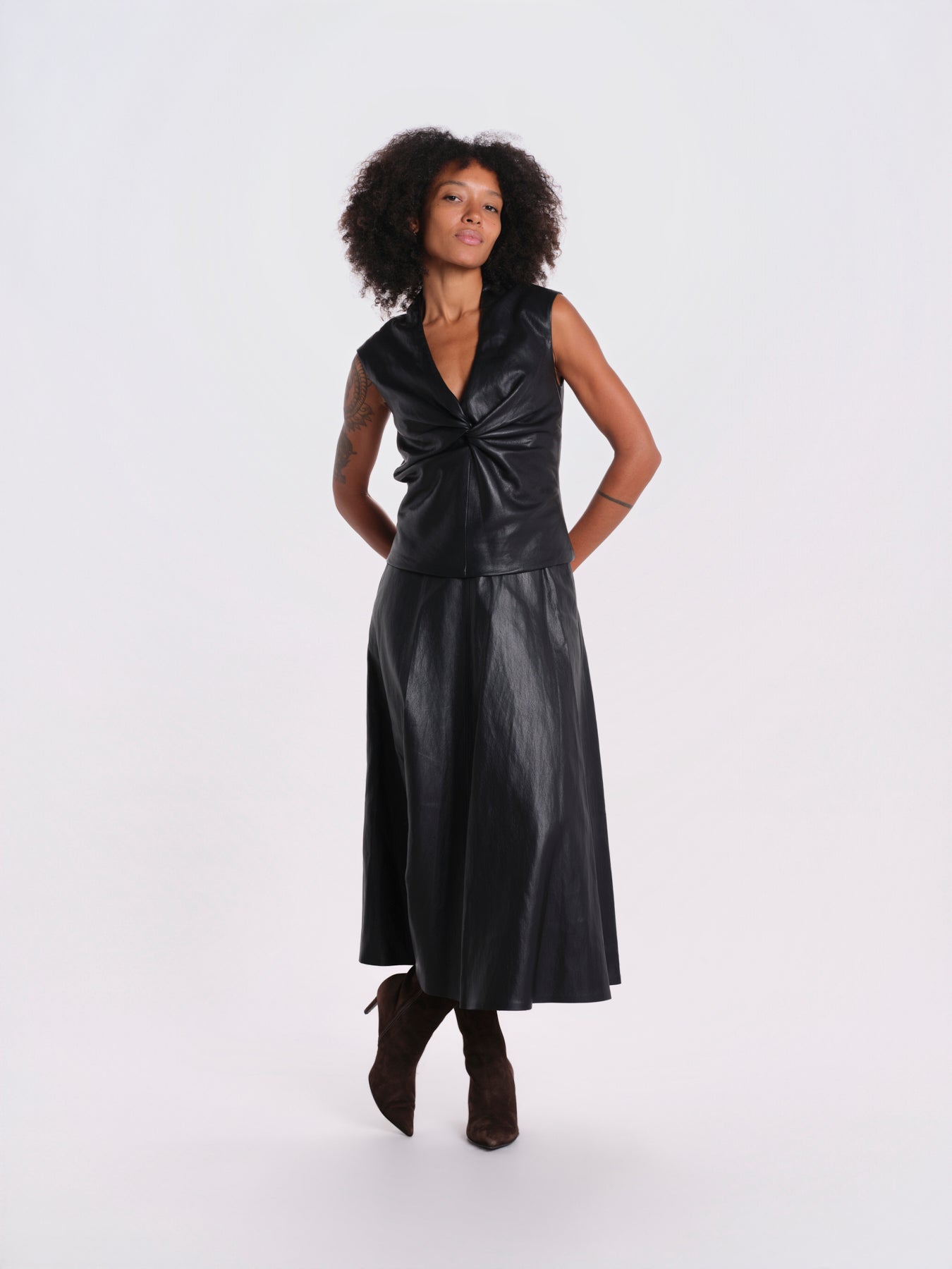  64-2074-189 BLACK access 