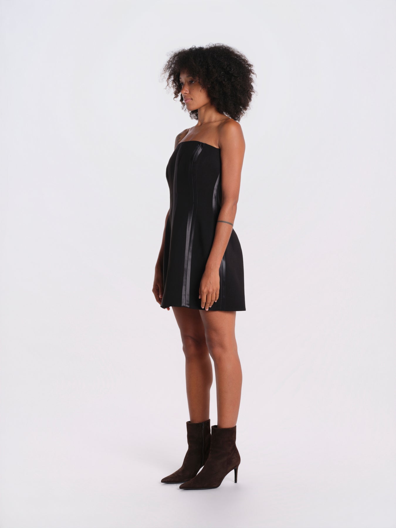  64-3025-206 BLACK access 