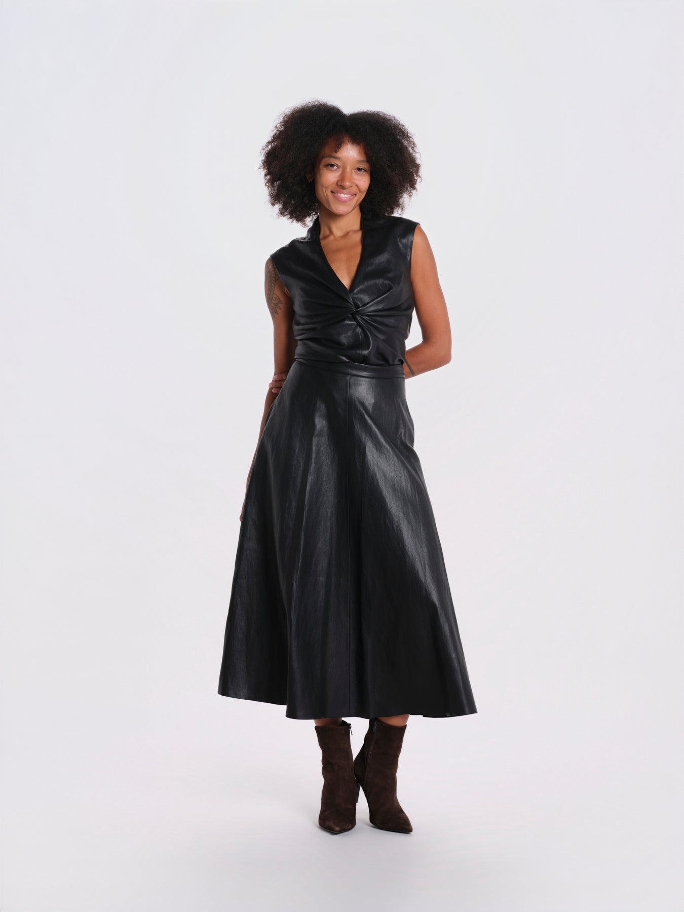  64-6052-189 BLACK access 