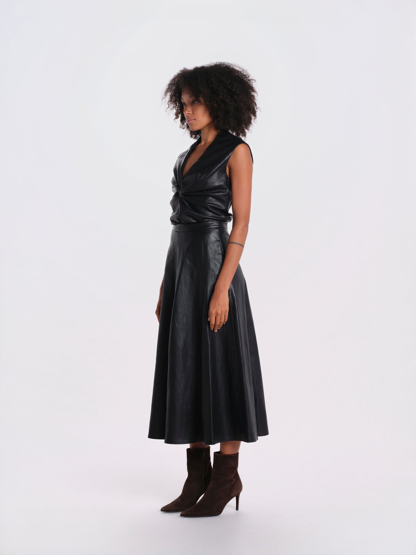 64-6052-189 BLACK access 