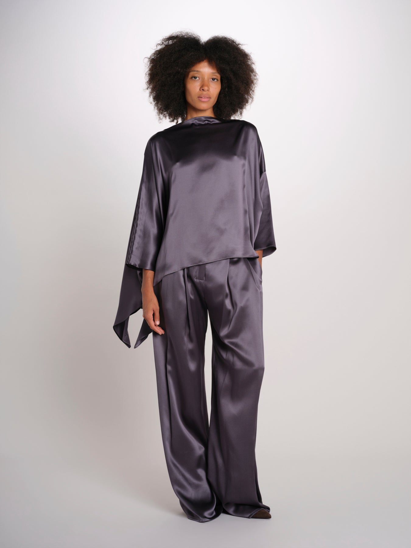  V2881 GREY dusan 