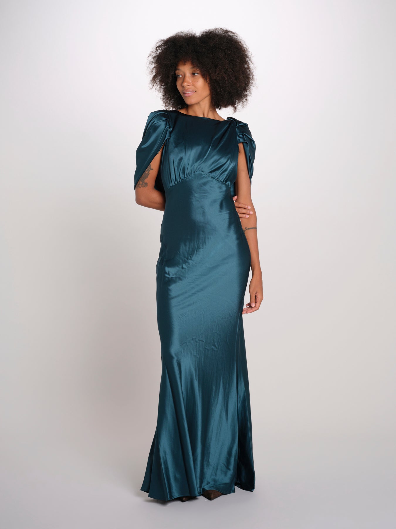 LOUISE abito lungo drappeggio dietro 12249455 TEAL malina 