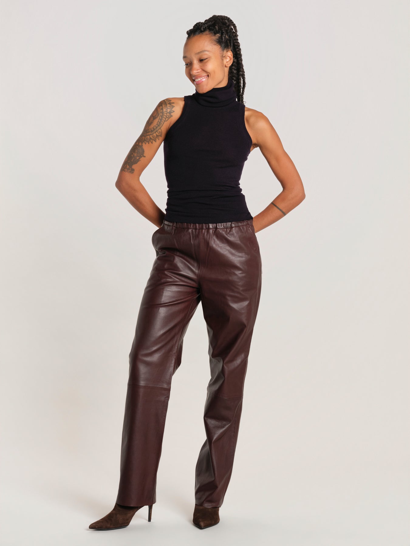  SARAHP DARK WINE milaura 