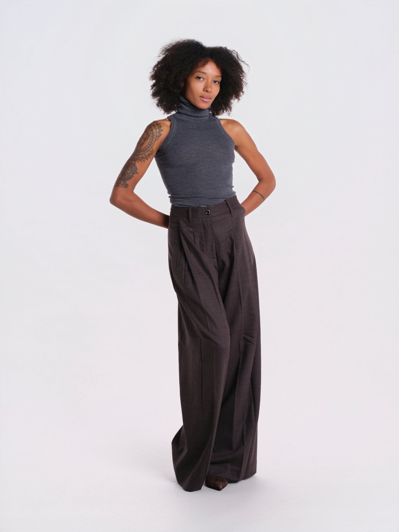 PETRA pantalone doppia pences flanella 9FW26 PE112 MARRONE nine in the morning 