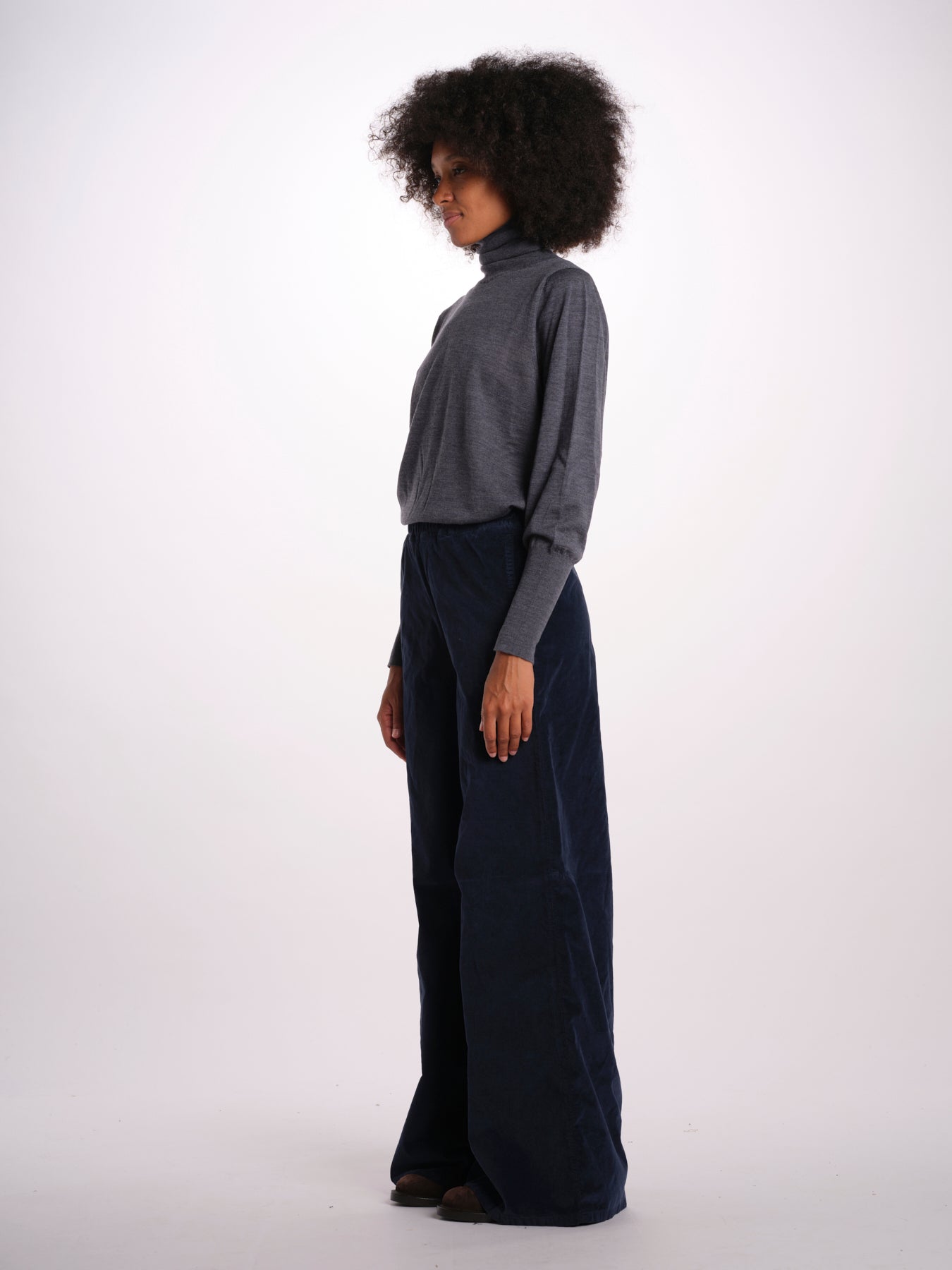 LIV pantalone velluto liscio over con elastico LIV DYED XV03 040 ps don't forget me 