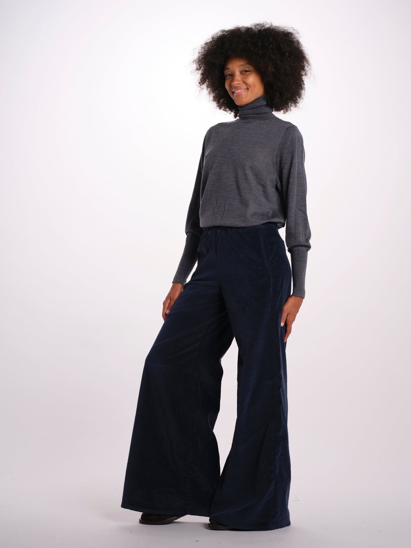 LIV pantalone velluto liscio over con elastico LIV DYED XV03 040 ps don't forget me 