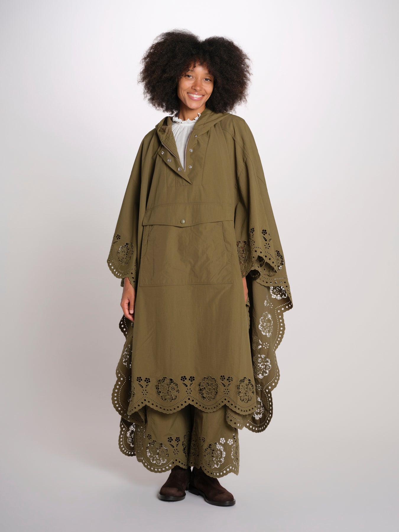 VITTORIA mantella laserata PF26-071 OLIVE sea ny 