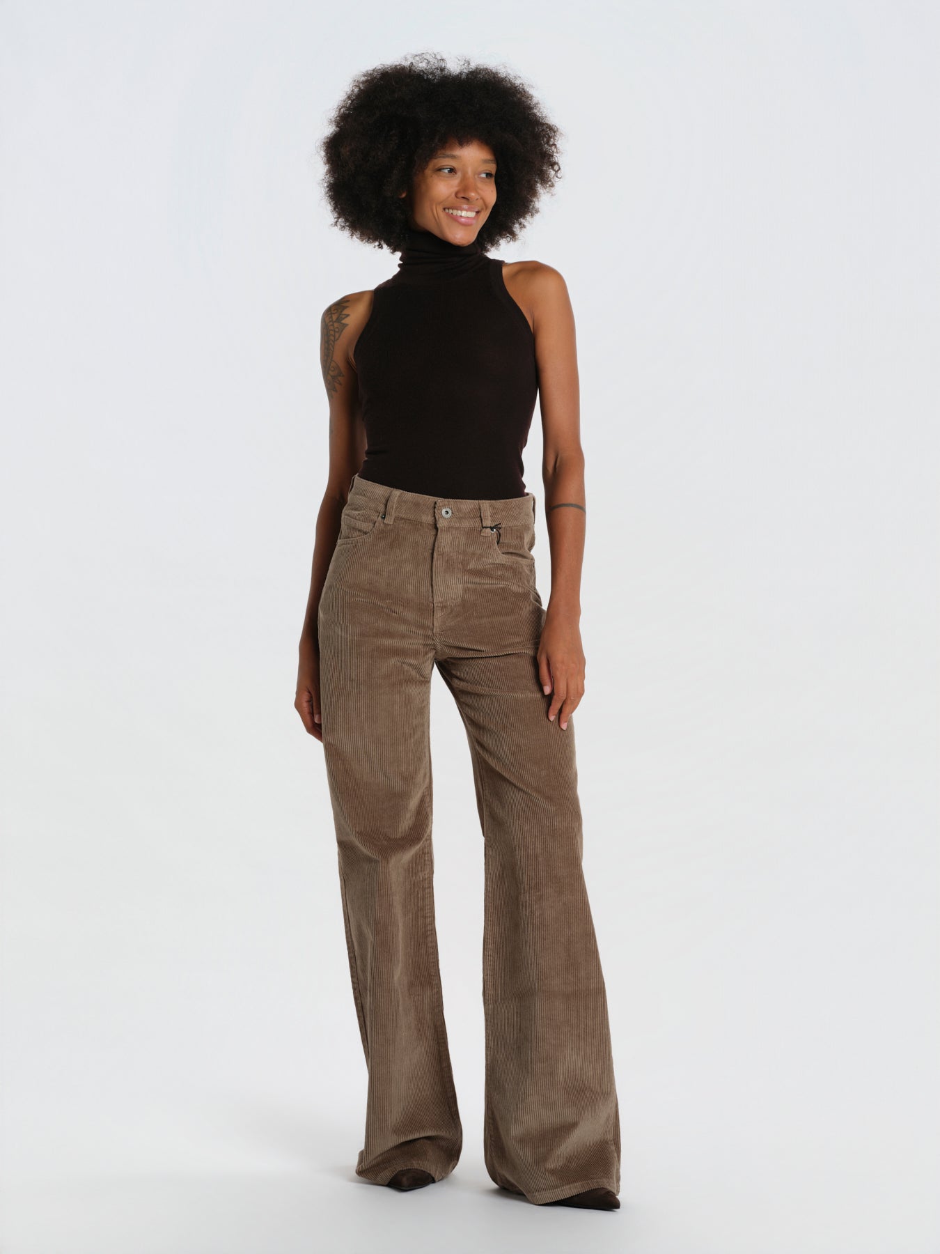 CLARA pantalone dritto velluto millerighe CLARA RIBBEDVELVET TAUPE true avenue 