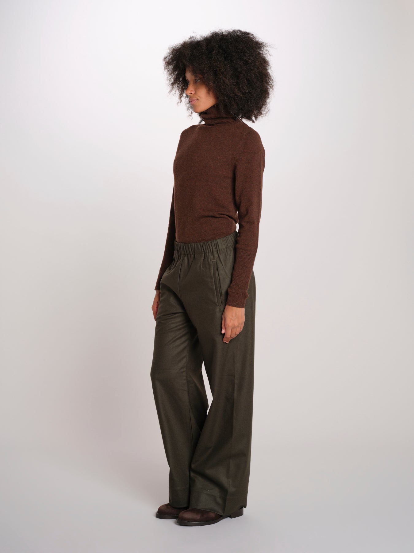  PENSIL WOOLCASHMERE DARKGREEN true avenue 