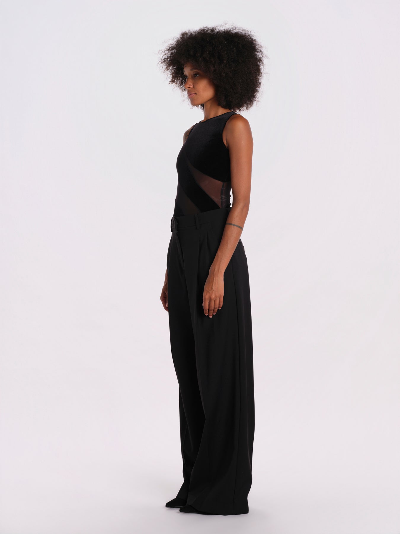 NIGHT CREATURE body senza maniche velluto onde NIGHT-CREATURE-BODYSUIT- BLACK undress code 