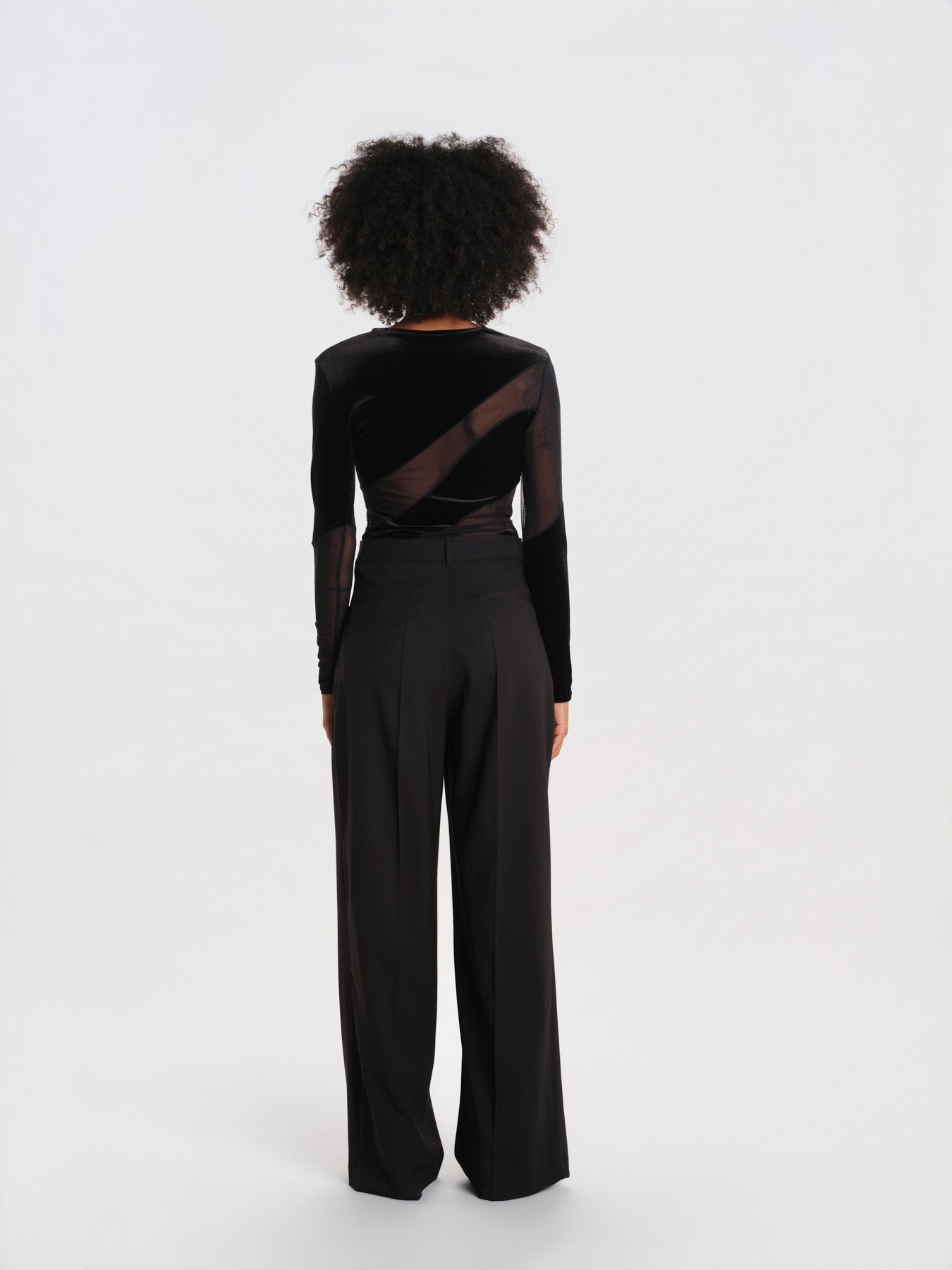 NIGHT CREATURE LONG SLEEVE body manica lunga velluto NIGHT-CREATURE-LONG-SLEEVE-BODYSUIT- BLACK undress code 