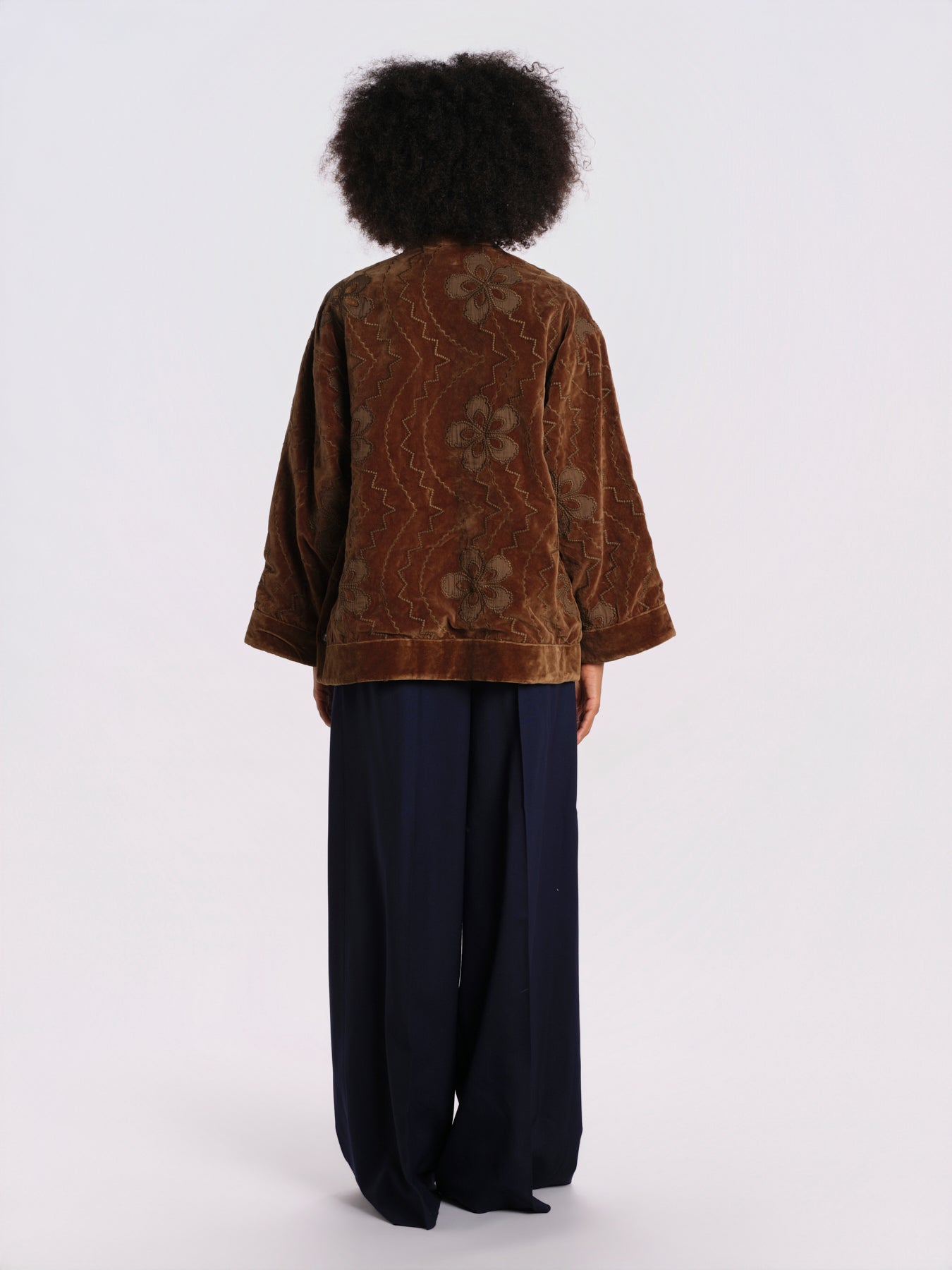 ISAAC giacca velluto ricamata FW26ISAKIM KHAKI v de vinster 