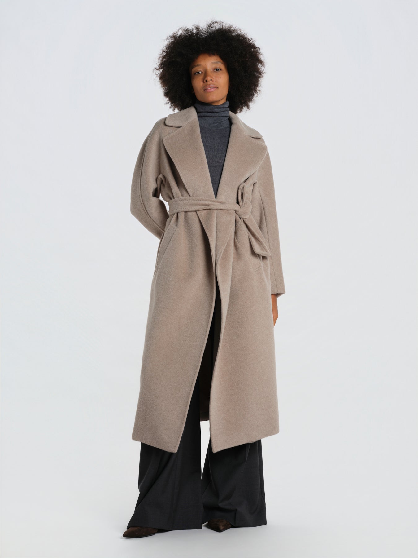 TEMPERA cappotto vestaglia con cintura 2625016072600 004 weekend maxmara 