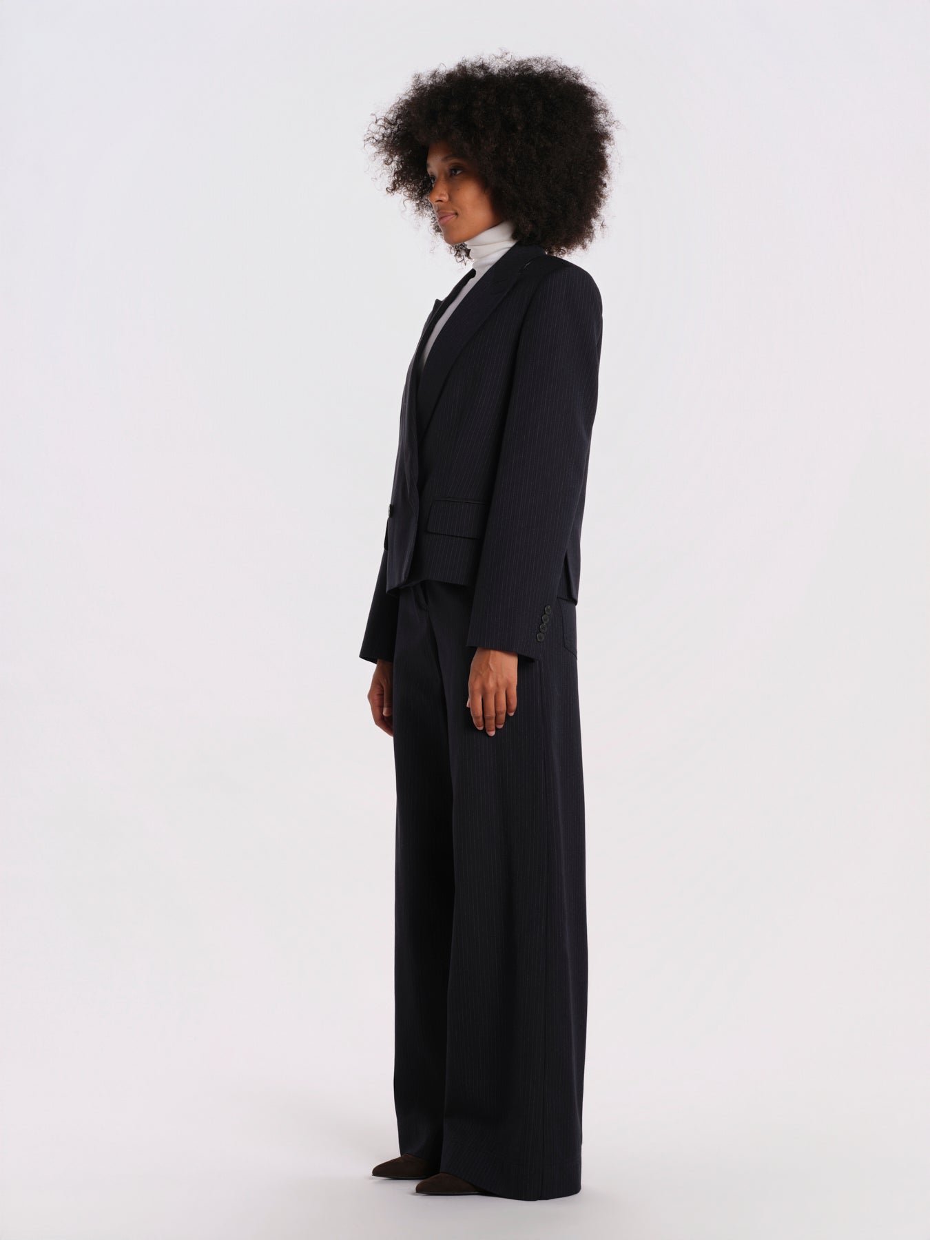 CANAPA blazer doppiopetto gessato cropped 2625046062600 001 weekend maxmara 