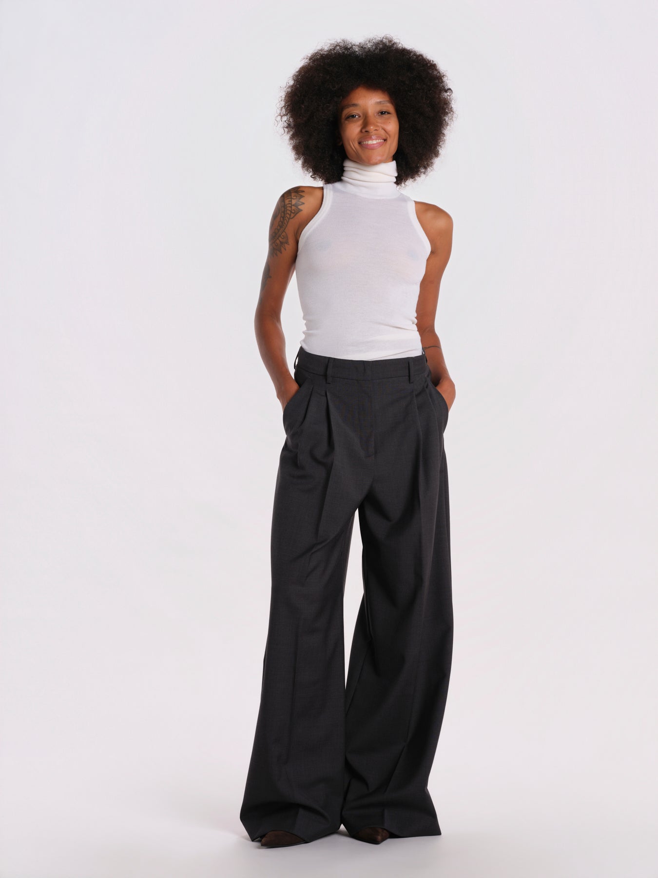 ADELFI pantalone doppia pences tela 2625136032600 015 weekend maxmara 