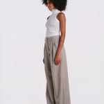 OVVIO pantalone con doppia pinces 2625136051600 001 weekend maxmara 