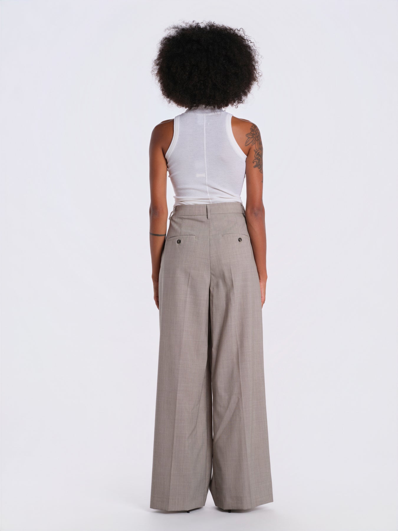 OVVIO pantalone con doppia pinces 2625136051600 001 weekend maxmara 