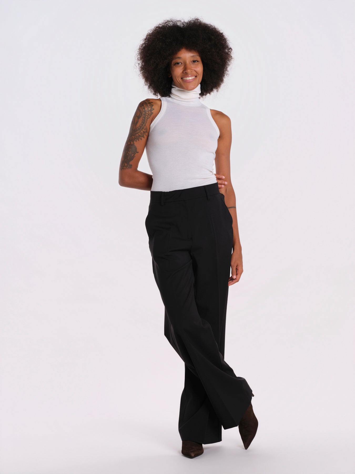 VISIVO pantalone diritto 2625136061600 002 weekend maxmara 