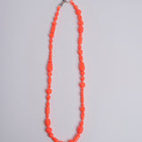 Porta telefono perline PHONENECKLACE NEONORANGE ina.seifart 