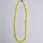 Porta telefono perline PHONENECKLACE NEONYELLOW ina.seifart 