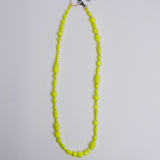 Porta telefono perline PHONENECKLACE NEONYELLOW ina.seifart 