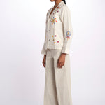 LORAINE giacca con fiori ricamati E25VE013 ECRU stella forest 