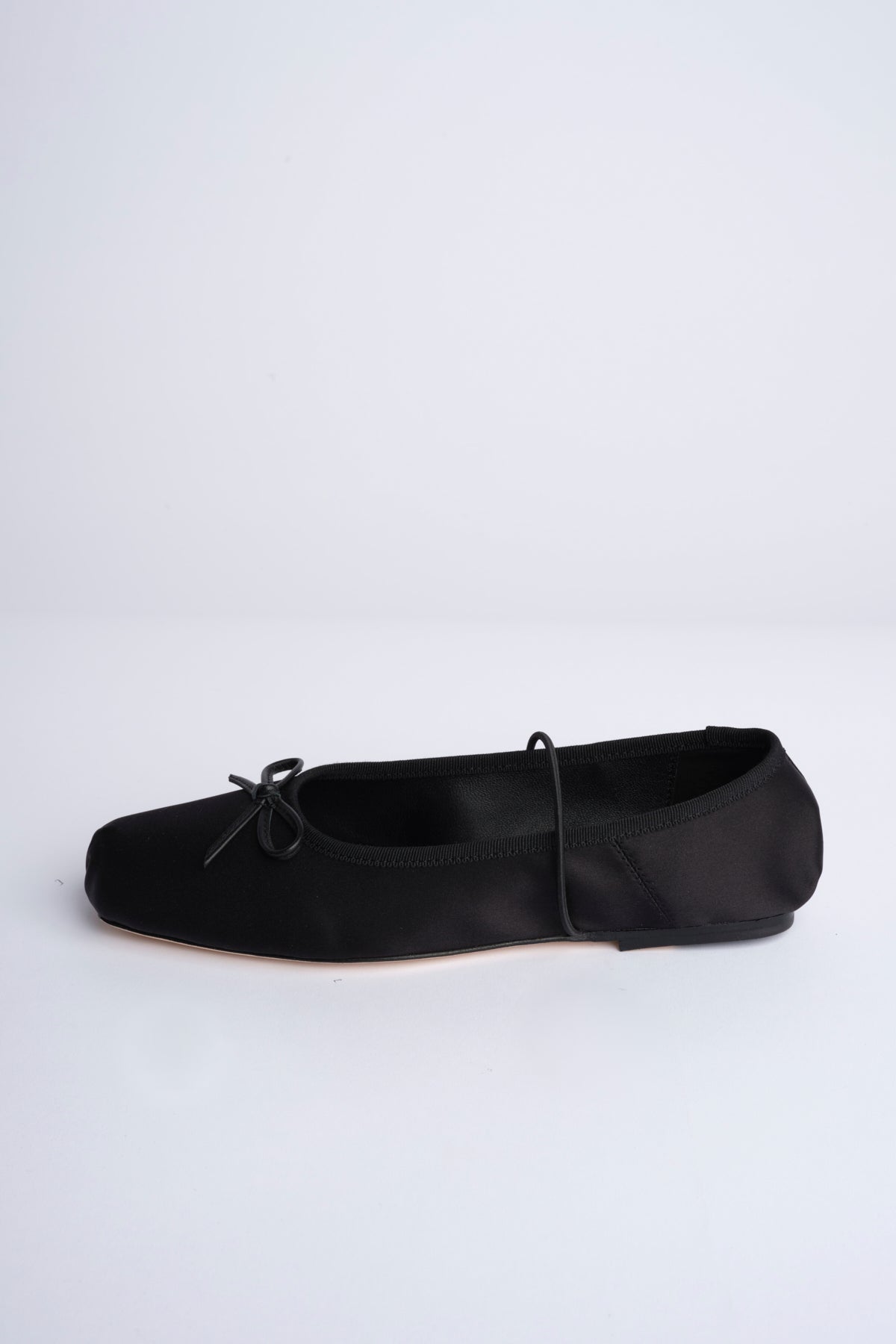 MIGNON ballerina in raso con punta quadrata F846SE1 BLK studio AMELIA 