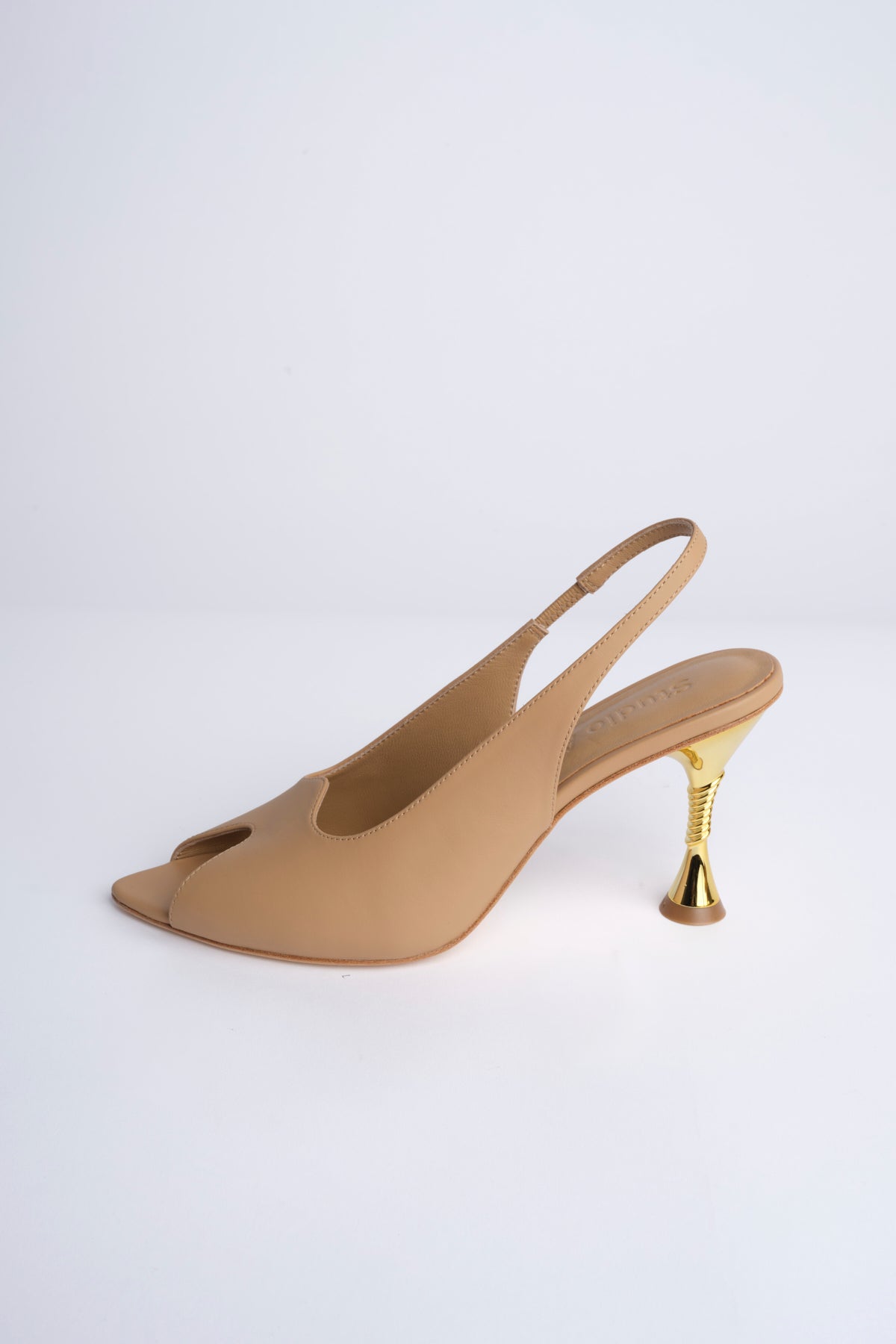 HELIX 90 slingback in nappa F848CFS BGE studio AMELIA 