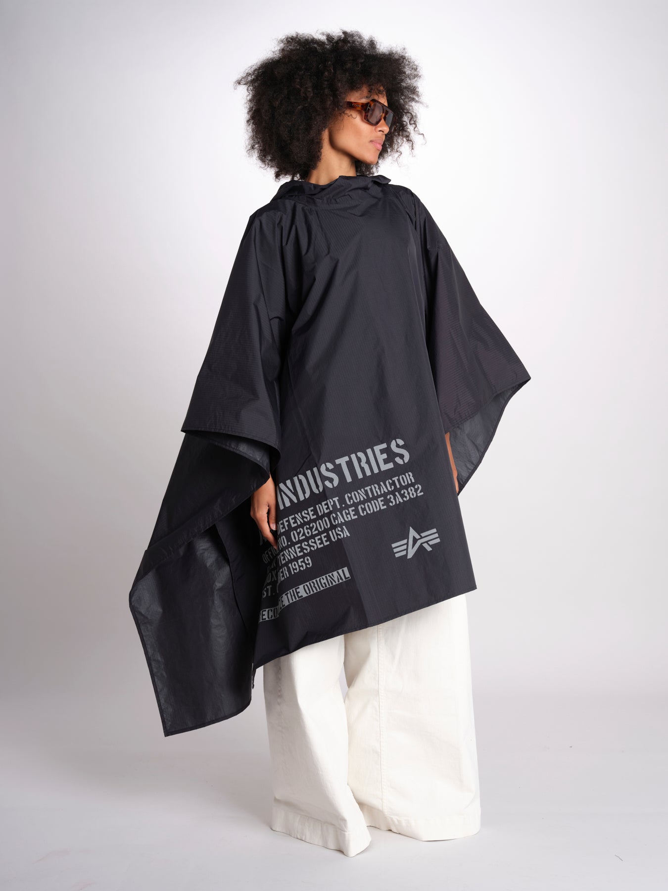 poncho in nylon SS266117 03 alpha 