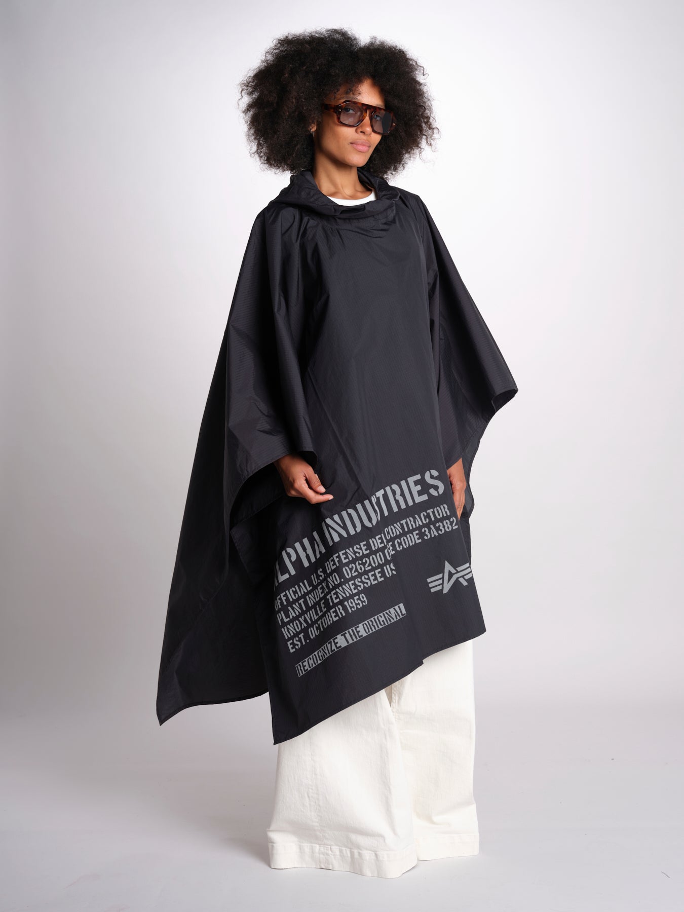 poncho in nylon SS266117 03 alpha 