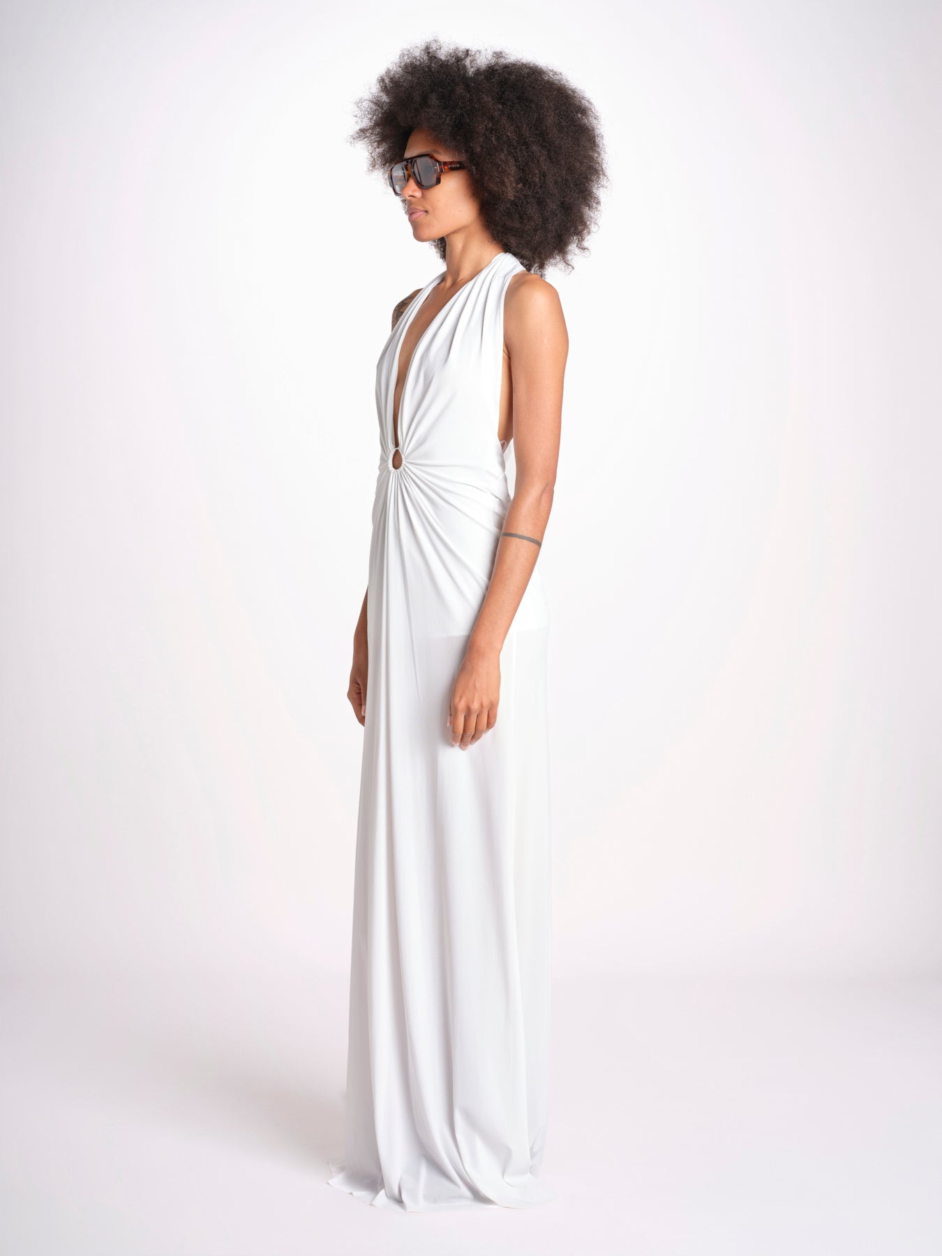 JOELE abito lungo con scollo profondo e schiena nuda JOELE OFF WHITE amazuìn 