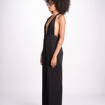 tuta in satin allacciata dietro al collo LENNOX BLACK amazuìn 