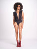 body con scollo profondo senza maniche e spalline imbottite