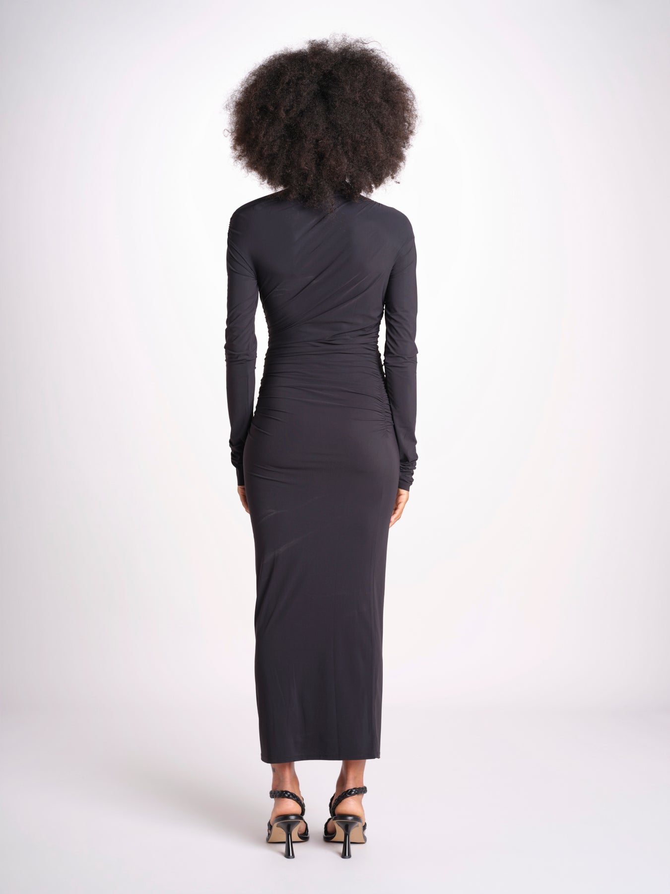 abito midi asimmetrico con manica lunga YARA DEEP BLACK amazuìn 