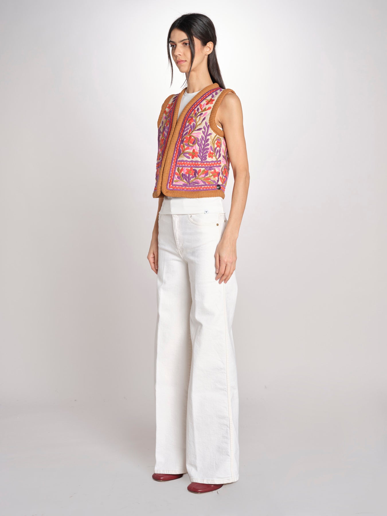 Gilet con ricami SUNA GILET SUNA1GIL CREAM antik batik 
