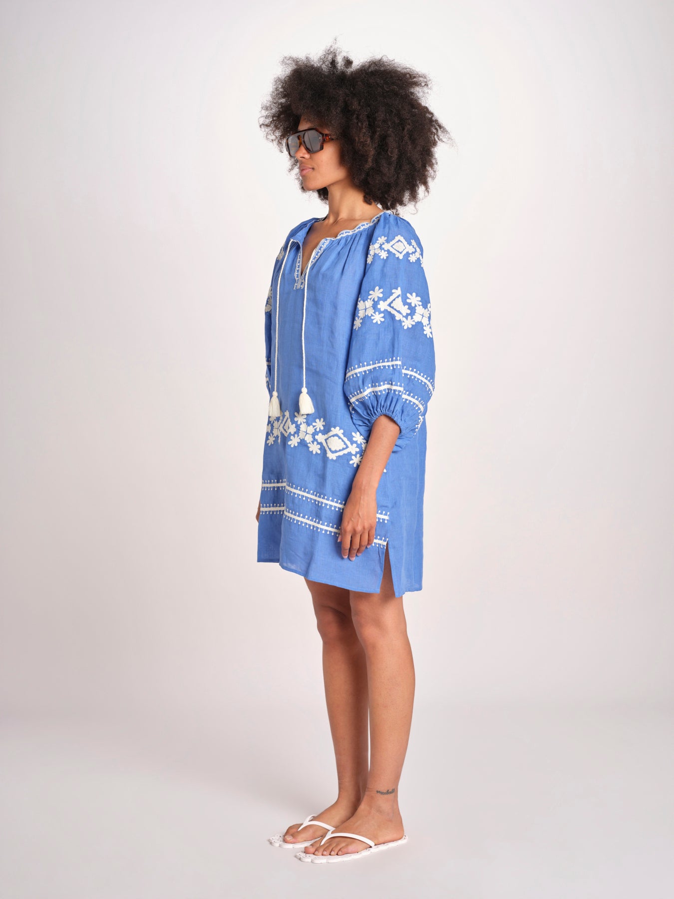 mini abito con ricamo greche BE22222 BLU CORA benaras soleil 
