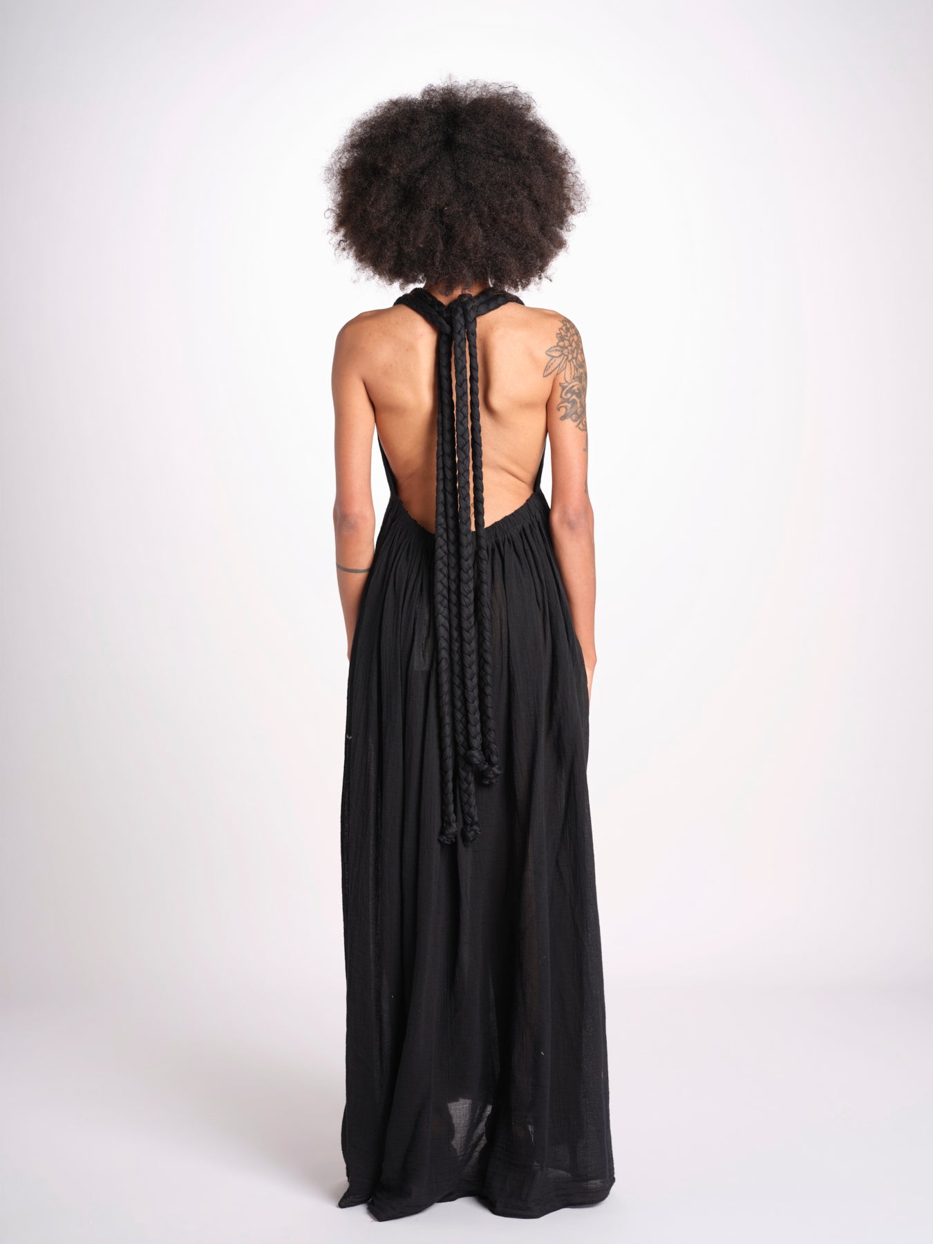 abito lungo scollato aperto CHANTAL BLACK christianzen 