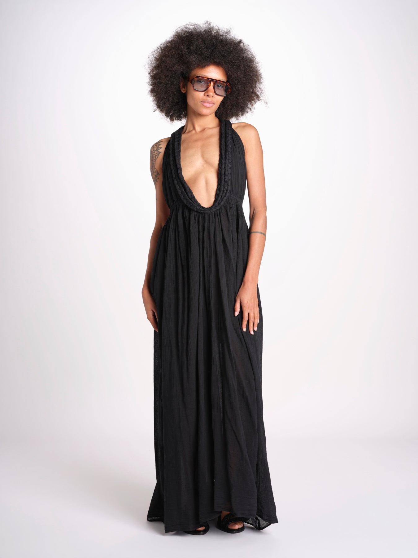 abito lungo scollato aperto CHANTAL BLACK christianzen 